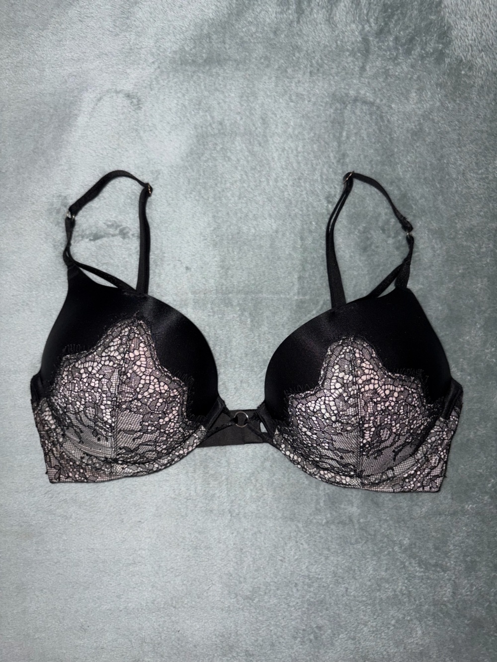VS Strappy Bombshell Adds 2 Cup Sizes Plunge Pushup Bra 34C